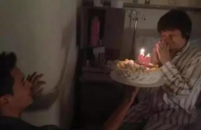 娃嫁给穷小子现如今老公红到让人嫉妒九游会j9ag一部戏吃一辈子二婚带(图9)